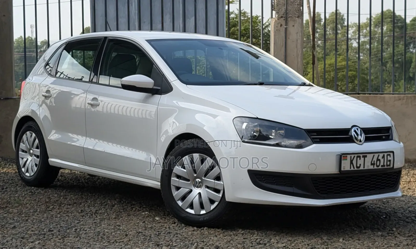 Volkswagen Polo 2012 White