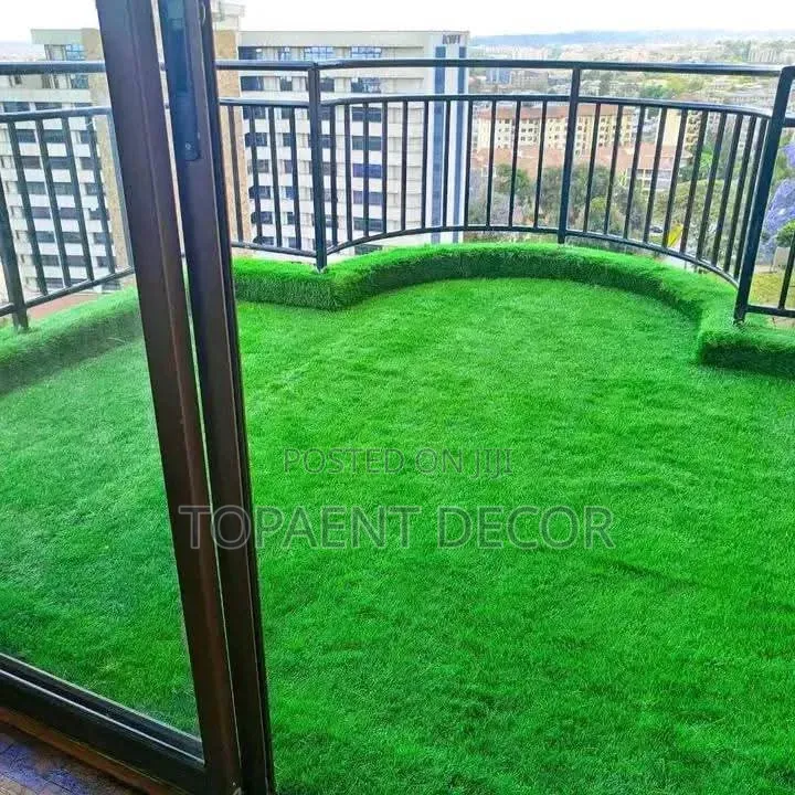 Life Like Green Balcony Grass Carpets