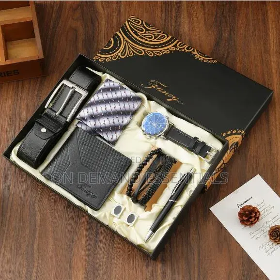 Executive 8 in 1 Men Gift Set