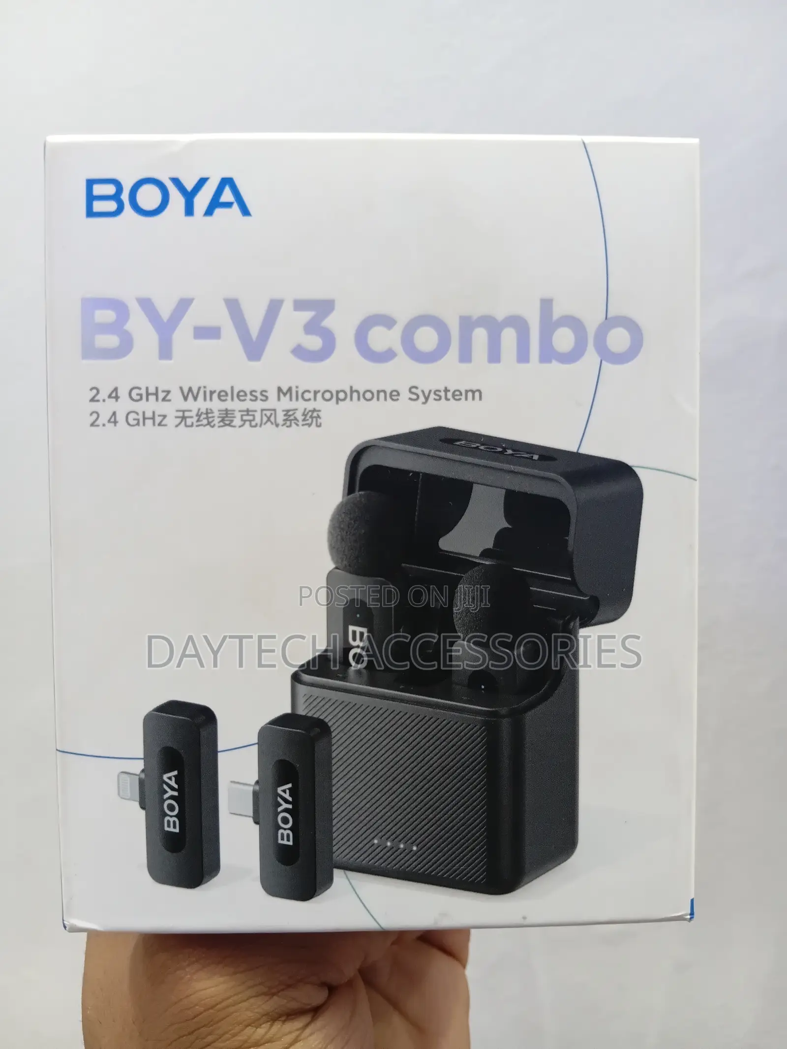 BOYA BY-V3 2-Person Wireless Microphone Lightning Type C Connector.