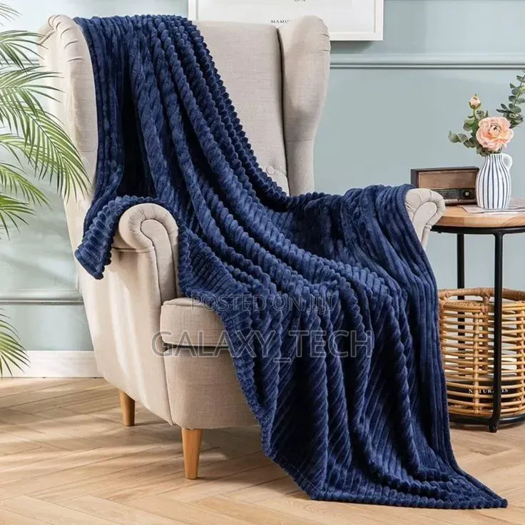 Ultra-Soft Fuzzy Fleece Throw Blanket(size: 200 × 230cm)