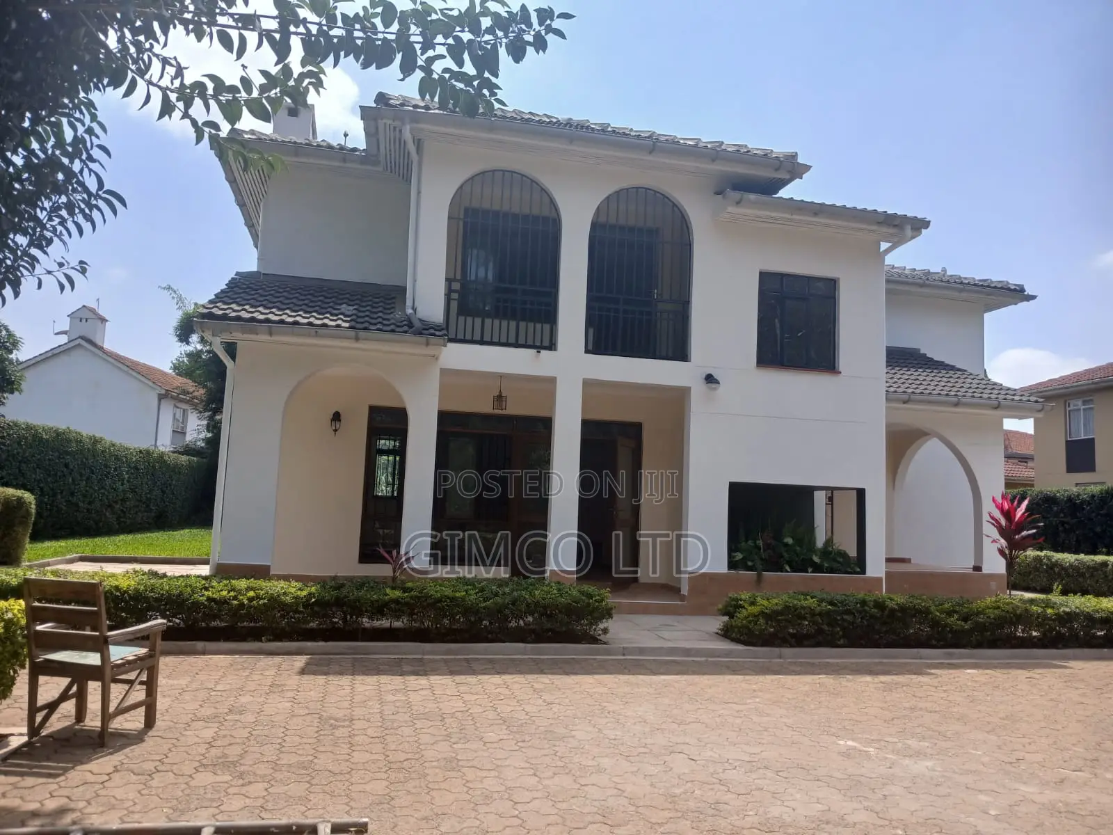 4bdrm Mansion in Mountain View Estate for sale