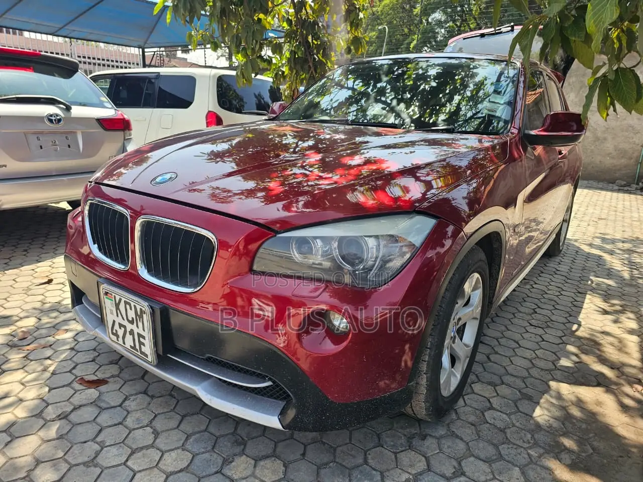 BMW X1 2011 Maroon