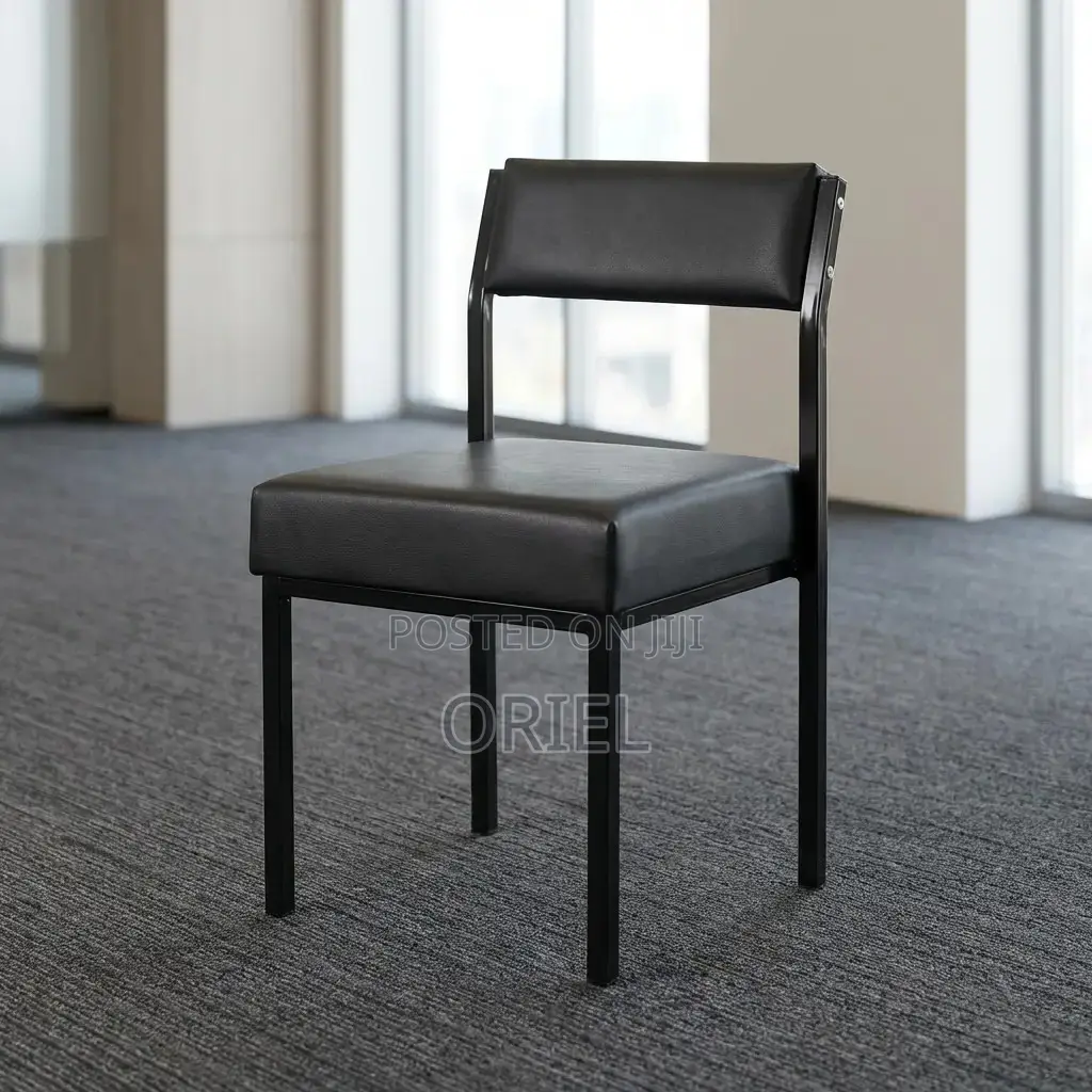 Office Chair : Cushioned Office Visitor Chair