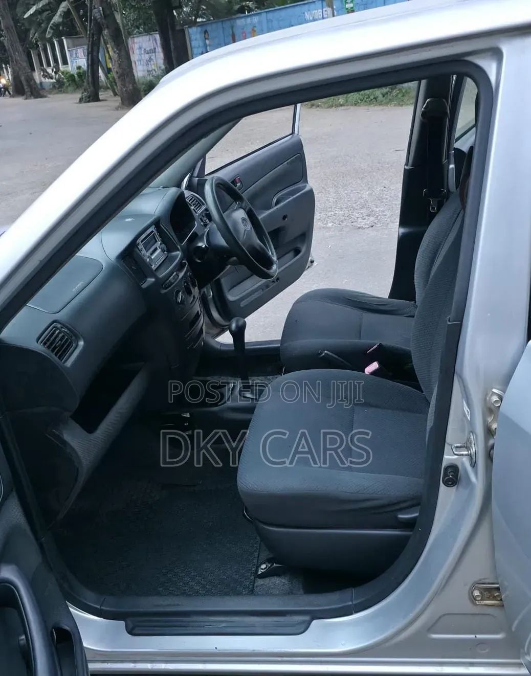 Toyota Probox 2011 Silver