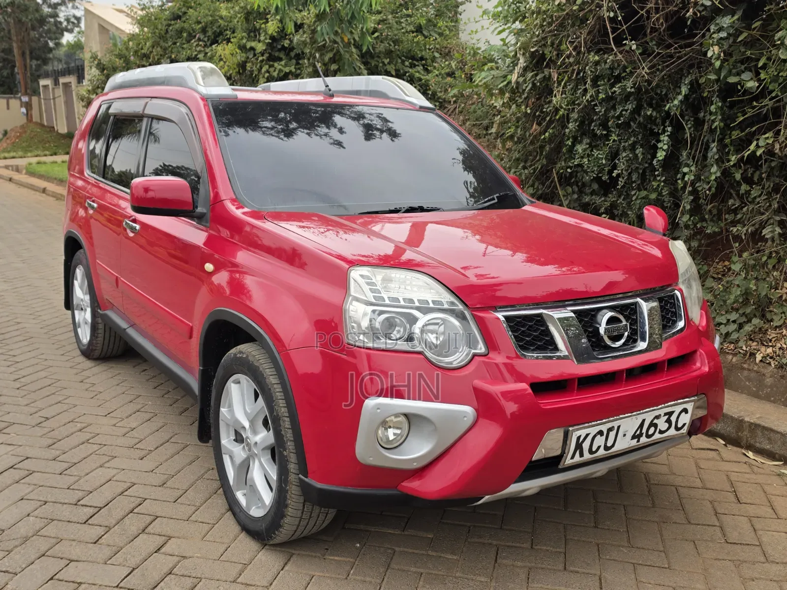 Nissan X-Trail 2.0 Petrol XE 2012 Red