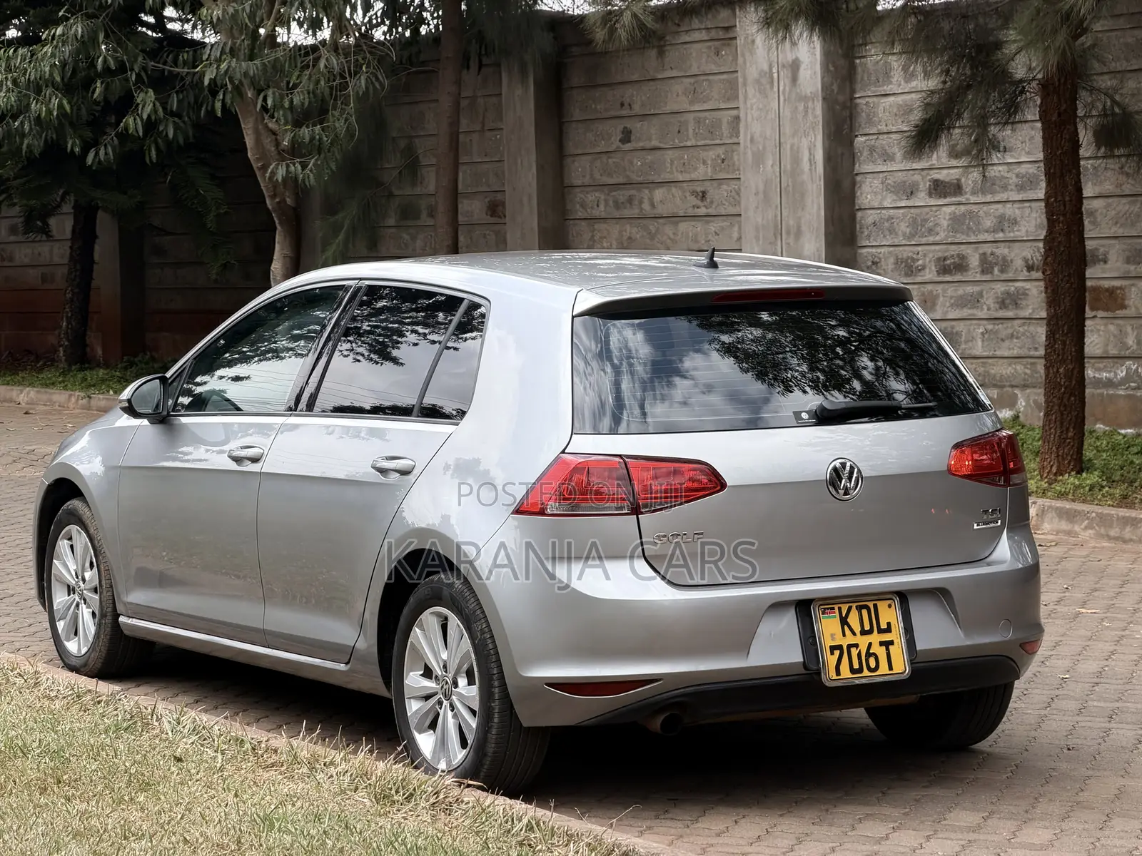 Volkswagen Golf TSI S 4-Door FWD 2016