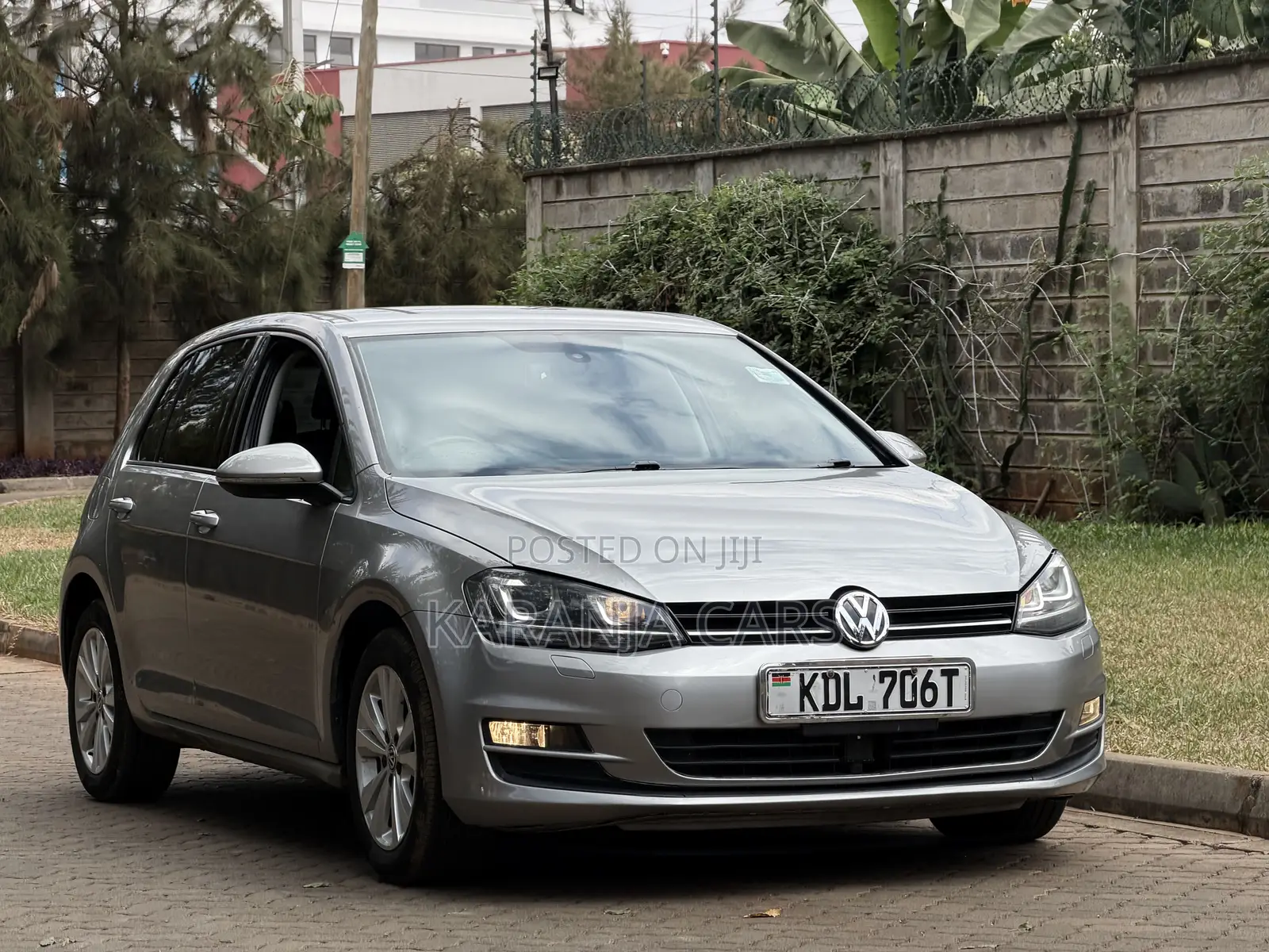 Volkswagen Golf TSI S 4-Door FWD 2016