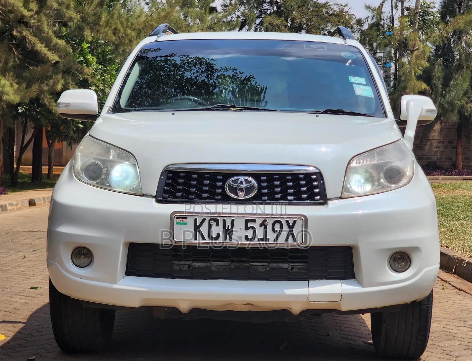 Toyota Rush 2012 White