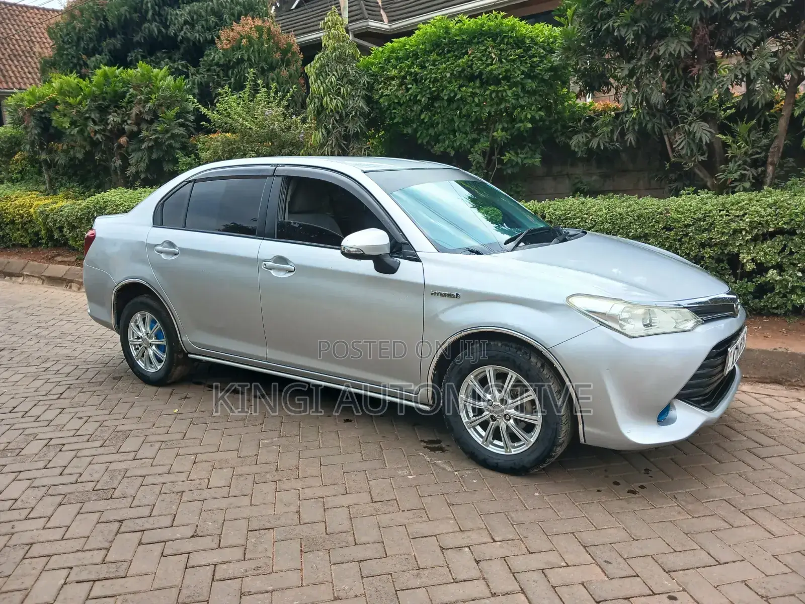Toyota Axio 2017 Silver