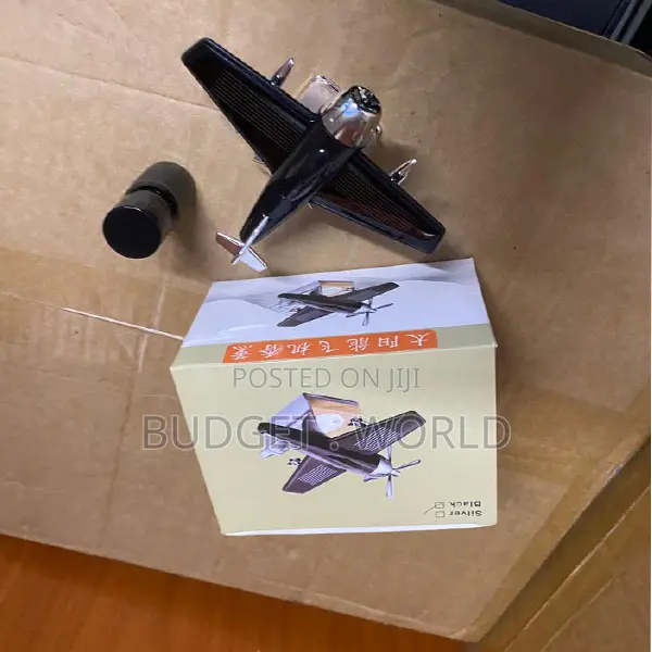 FT2 Solar Powered Rotating Car Perfume Ornament