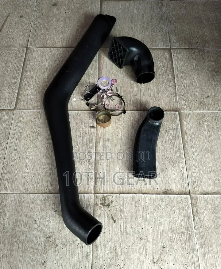 Hilux Millenium 1997-2004 Snorkel -Left