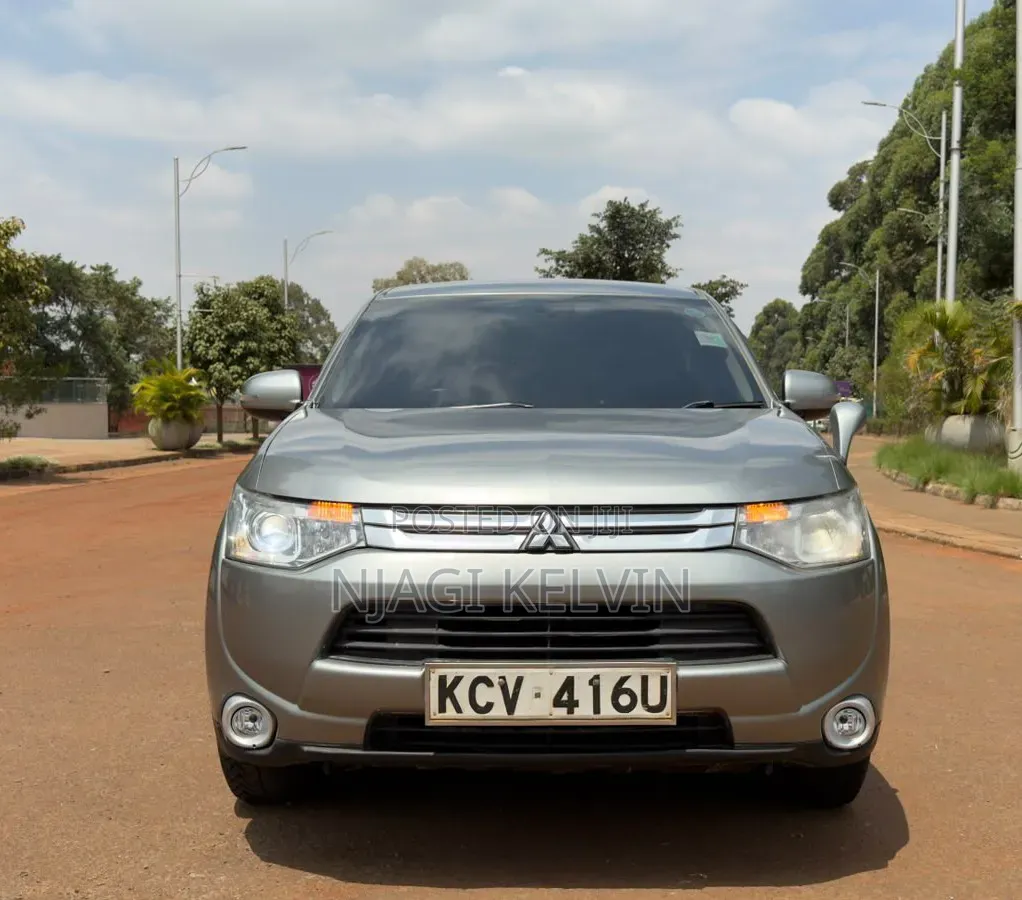 Mitsubishi Outlander 2012 Gray