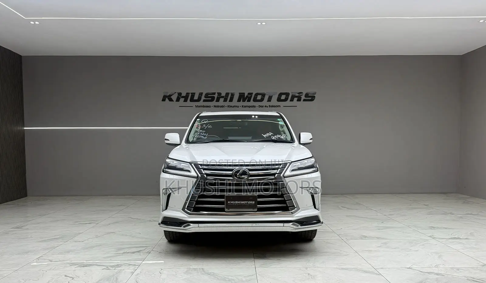 Lexus LX 2019 White