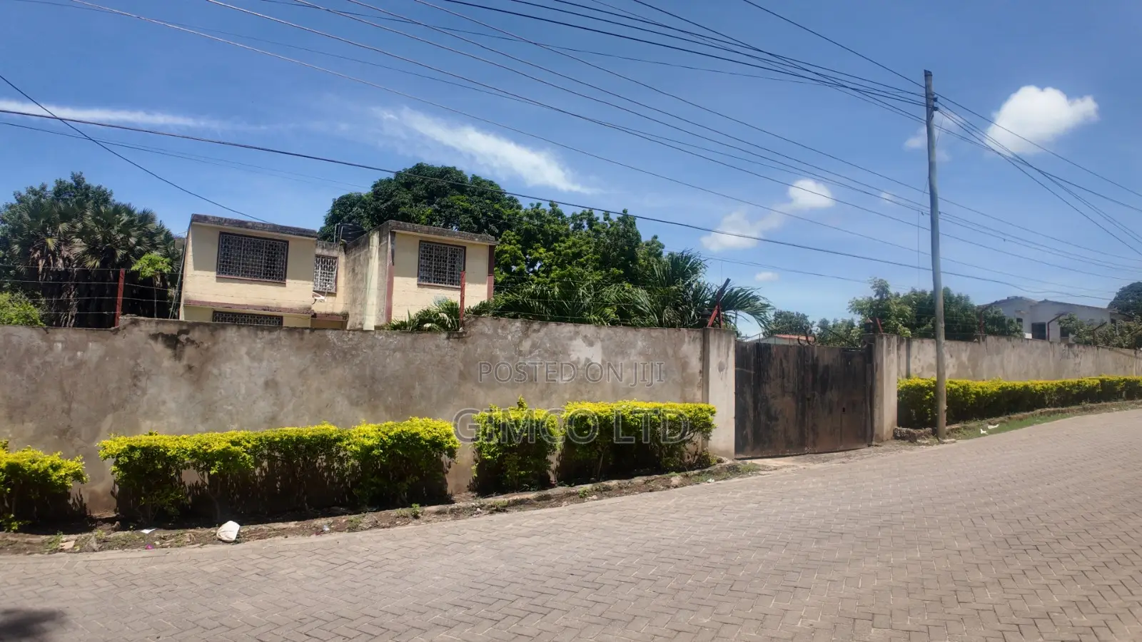 3bdrm Mansion in Harambee Estate, Nyali Mkomani for sale