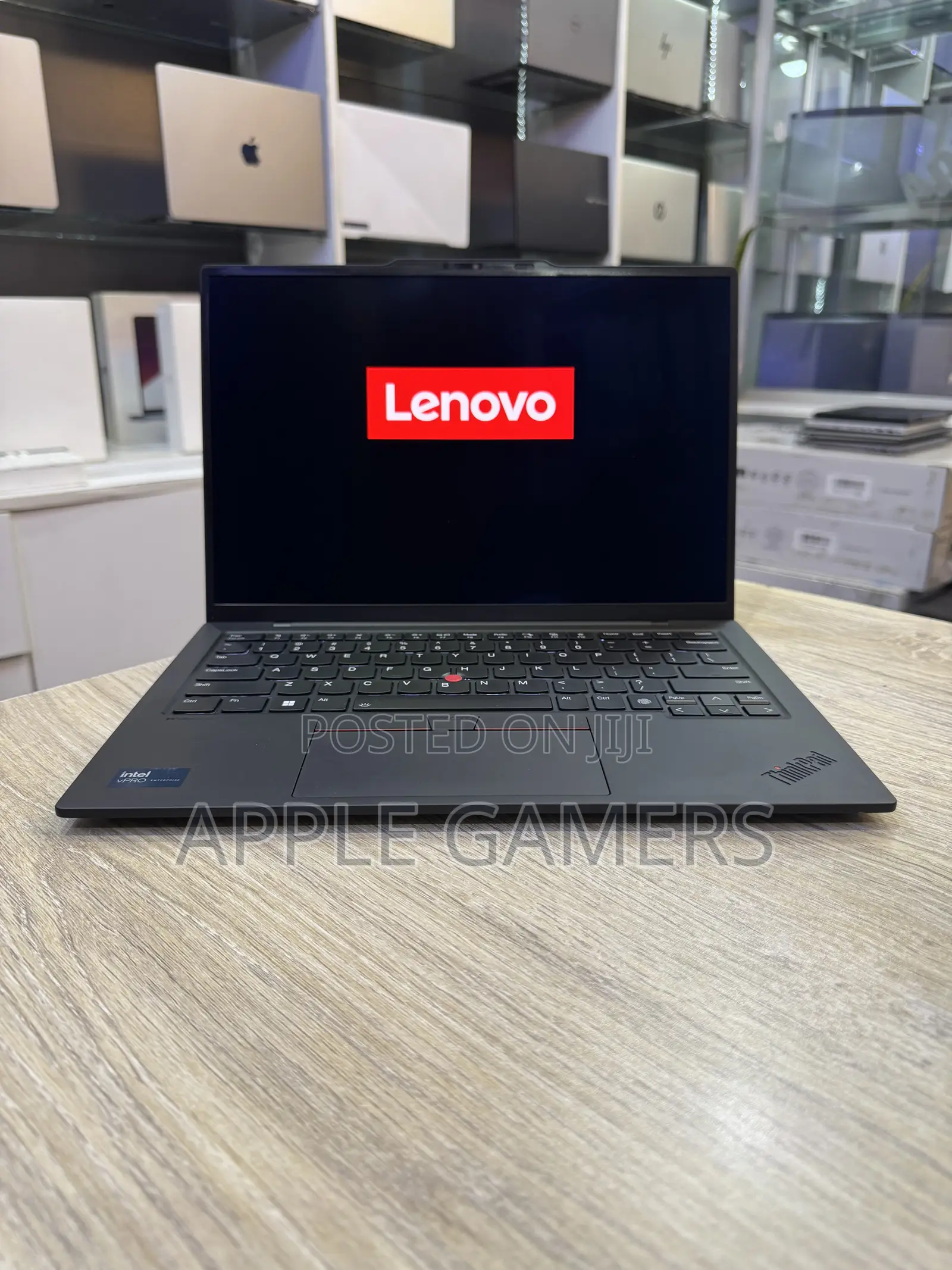 Laptop Lenovo ThinkPad X1 Carbon 32GB Intel Core Ultra 7 SSD 1T