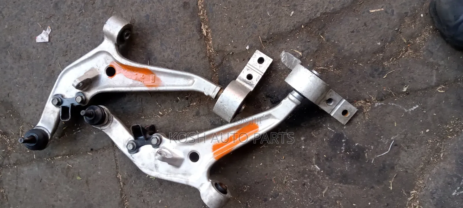 Control Arms Nissan Xtrail Nt30