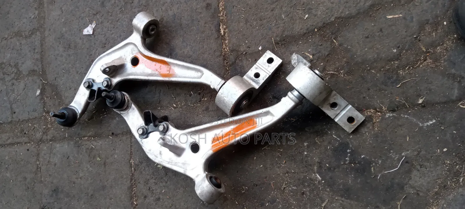 Control Arms Nissan Xtrail Nt30