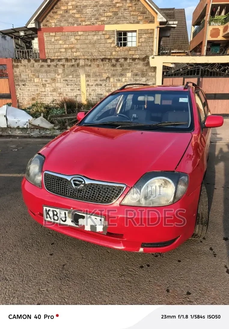 Toyota Corolla Fielder 2003 Red