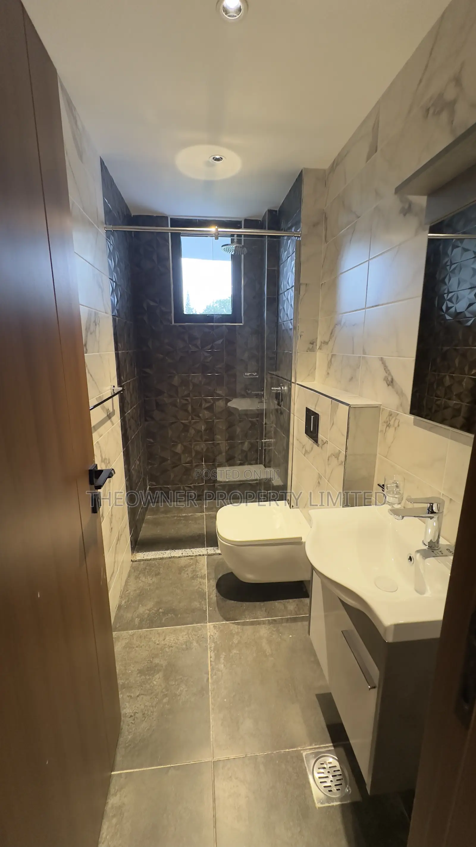 Furnished 2bdrm Apartment in Divine Resistance, Riverside Estate