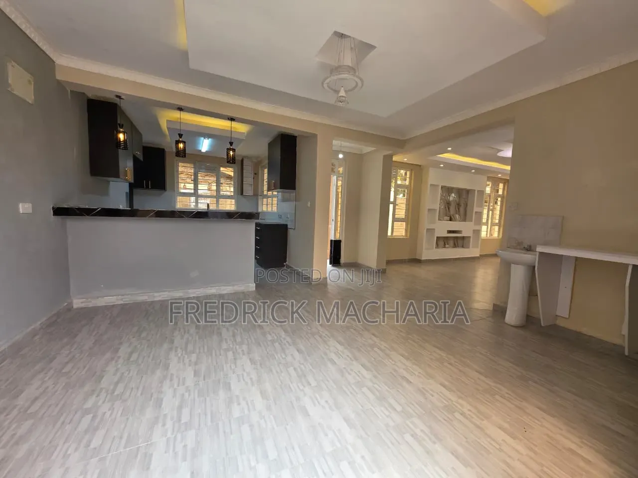 3bdrm Bungalow in Mugutha, Murera for sale