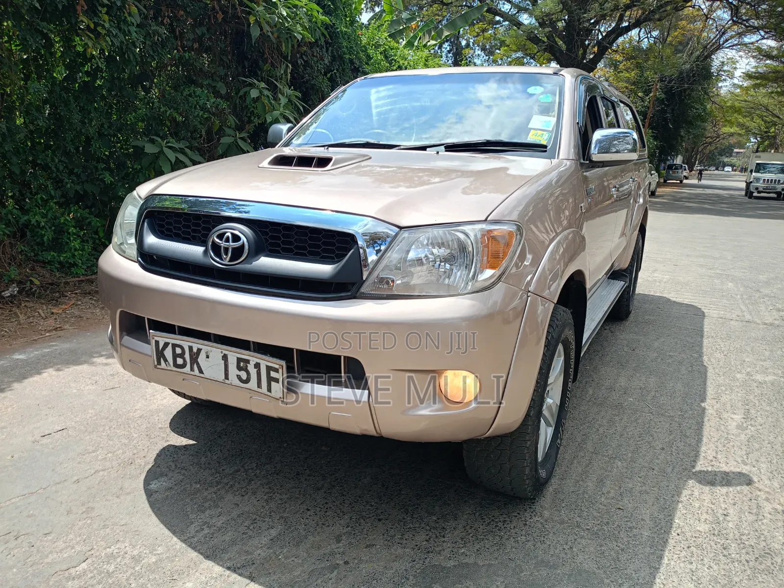 Toyota Hilux 2.5 Cab 2005 Gold