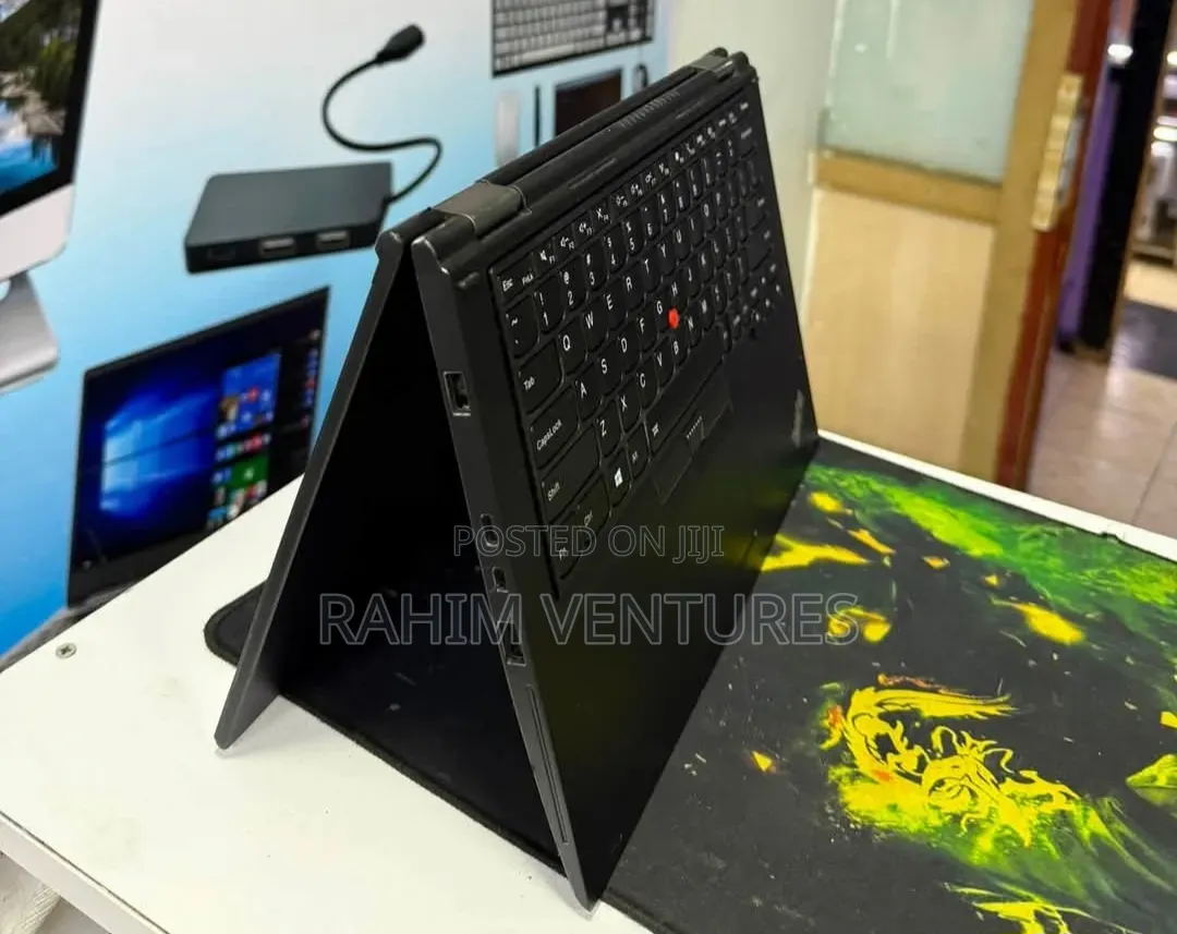 Laptop Lenovo ThinkPad Yoga 370 8GB Intel Core i7 SSD 256GB
