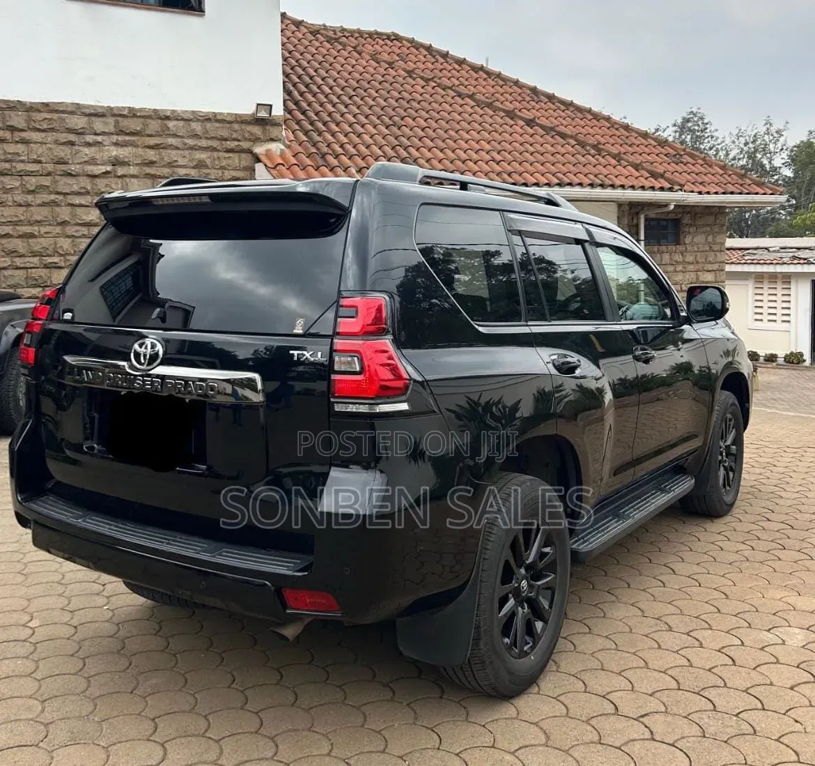 Toyota Land Cruiser Prado 2.8 2021 White