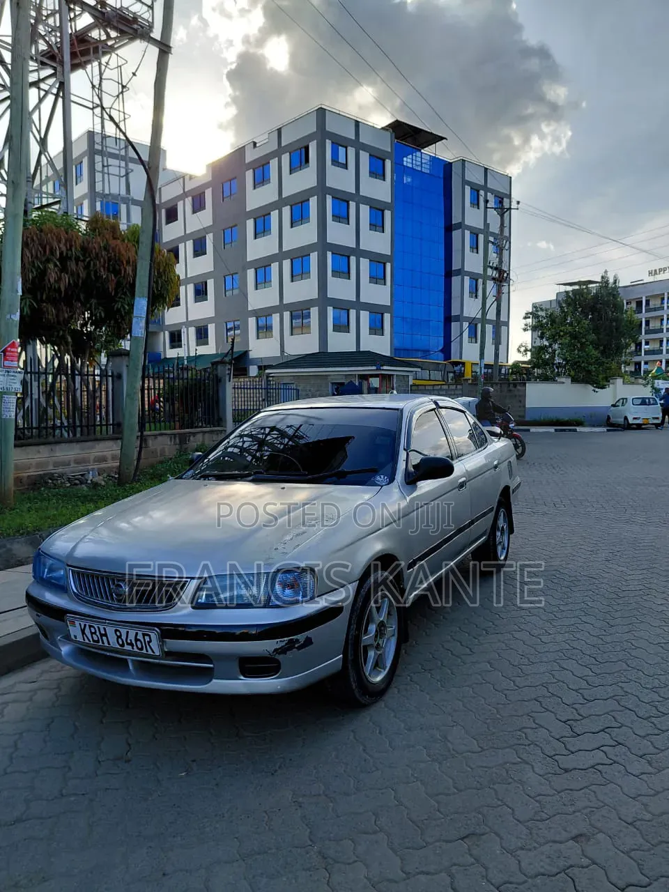 Nissan FB15 2009 Silver