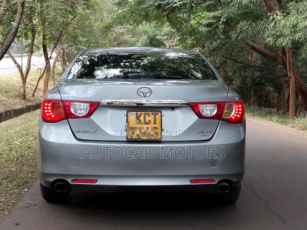 Toyota Mark X 2011 Silver