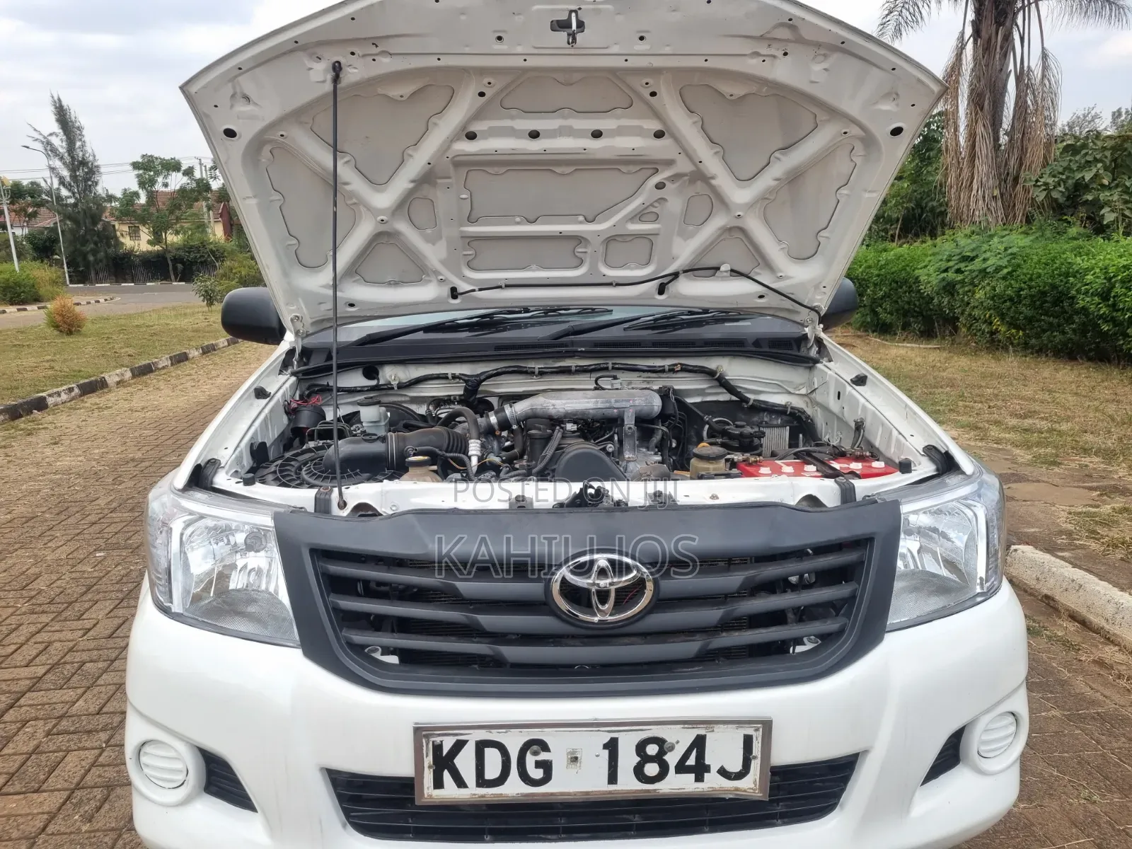 Toyota Hilux 2015 White