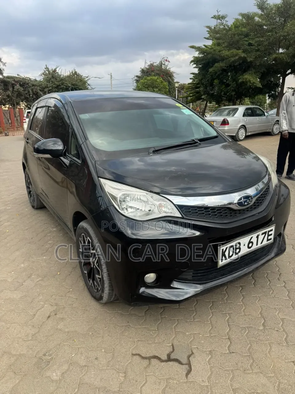 Subaru Trezia 2013 Black