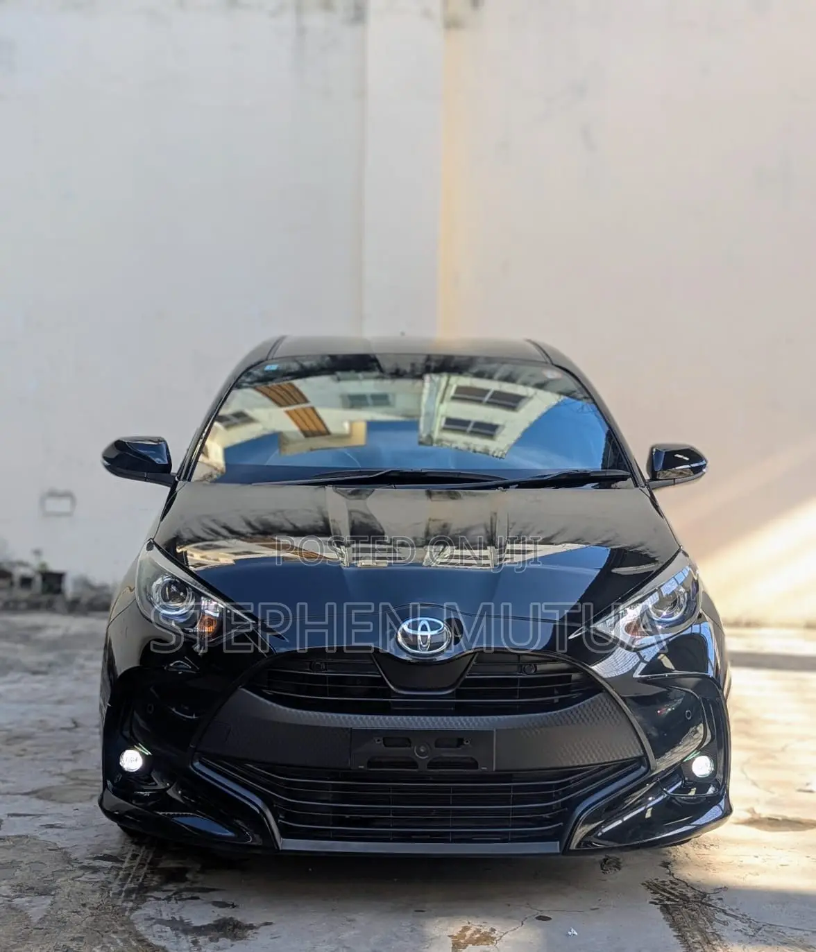 Toyota Yaris 2021 Black