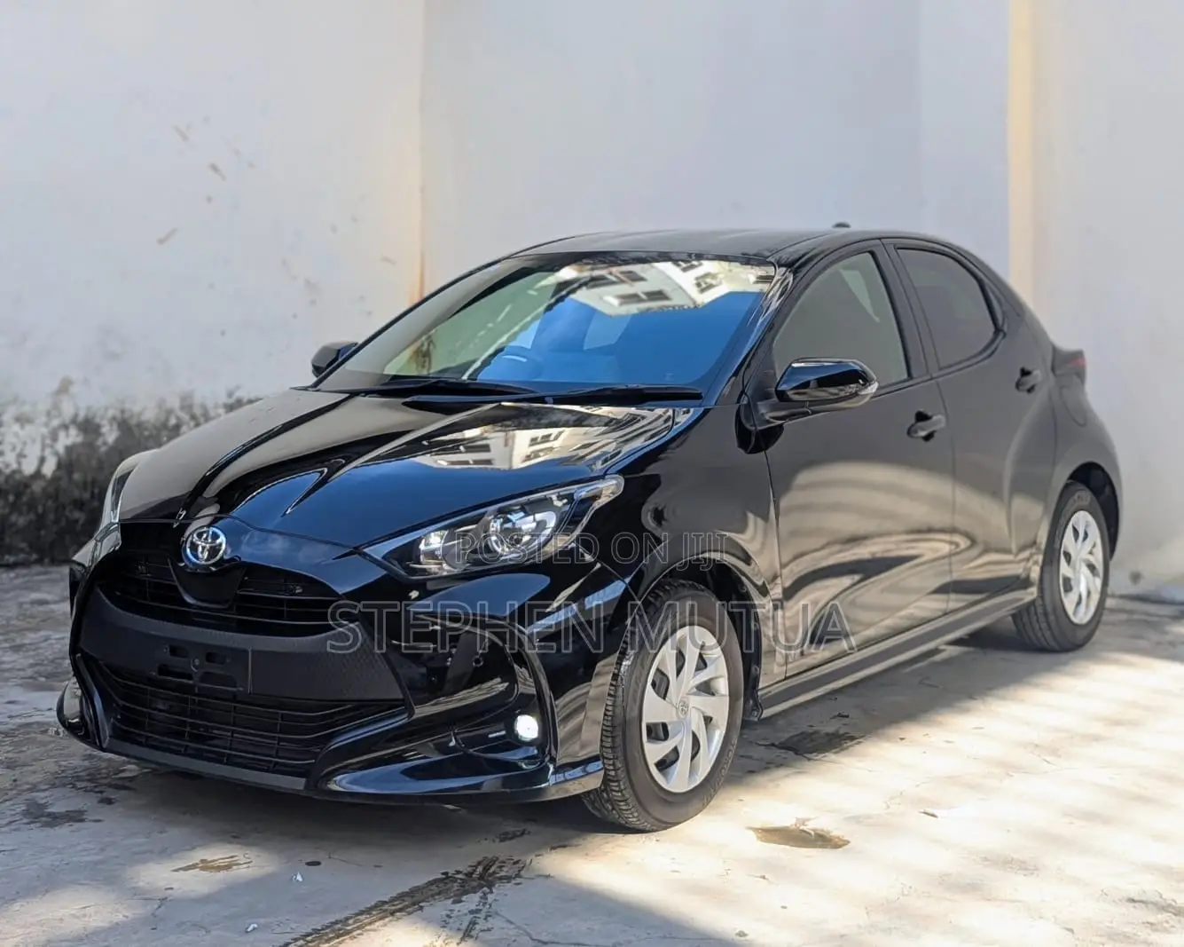 Toyota Yaris 2021 Black