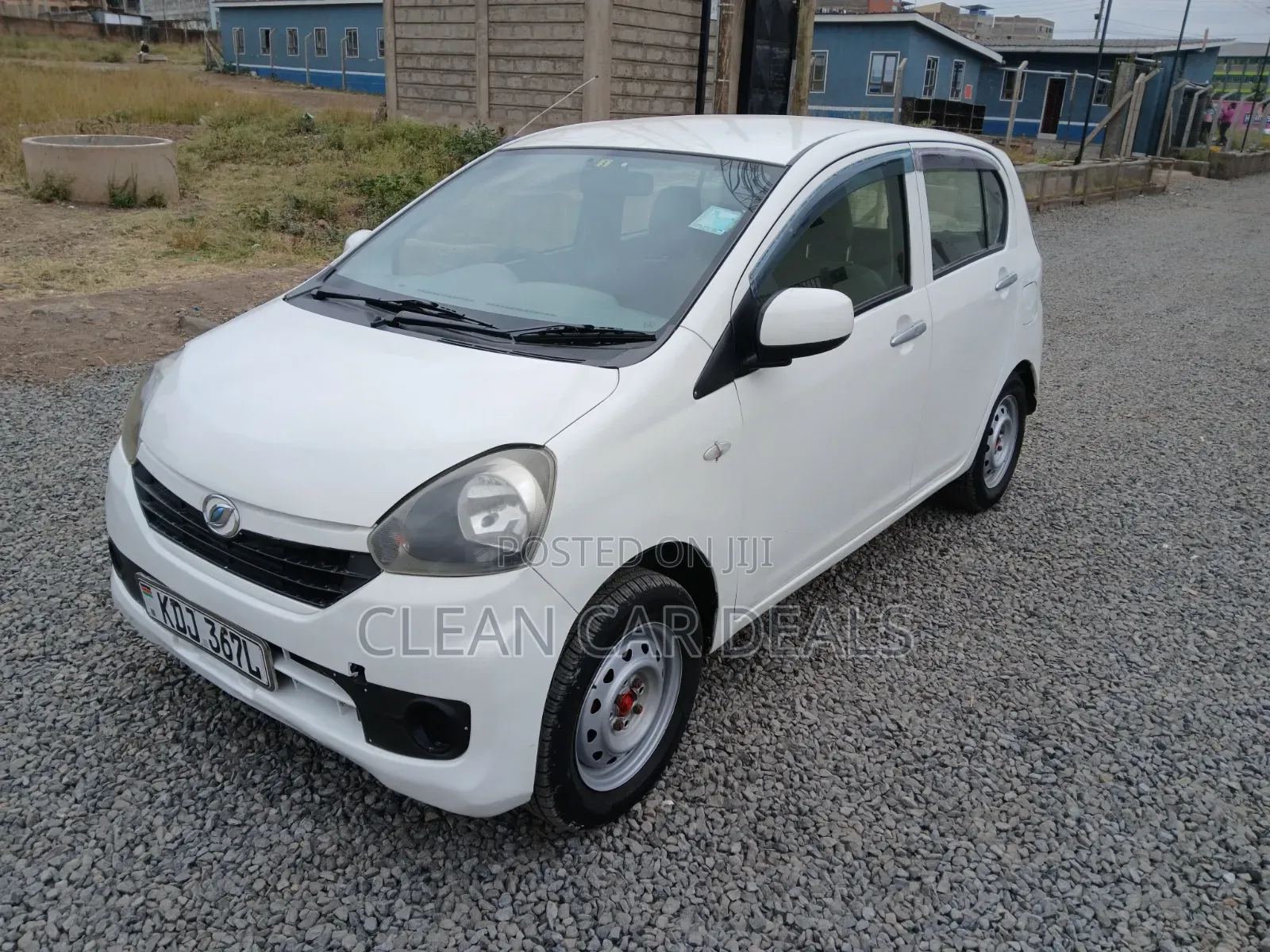 Daihatsu Mira 2015 White