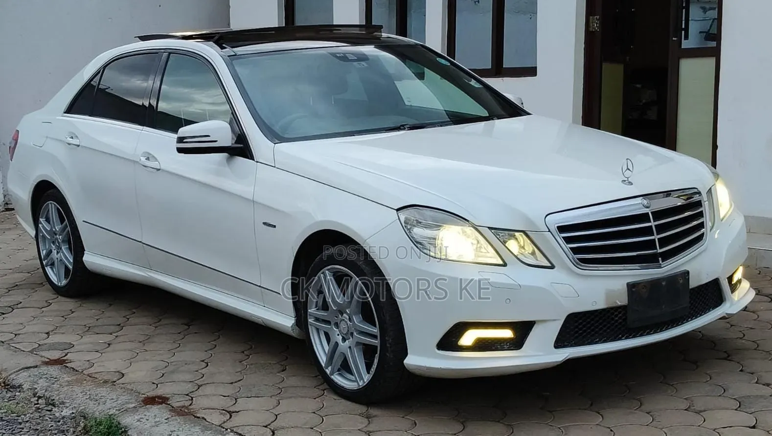 Mercedes-Benz E250 2011 White
