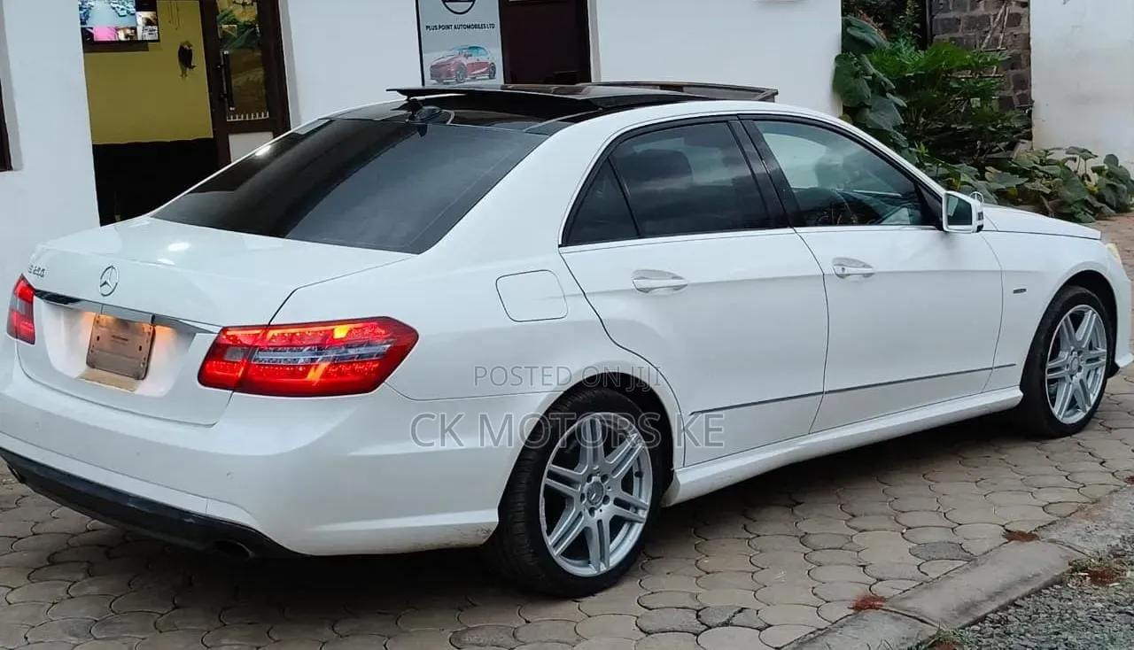 Mercedes-Benz E250 2011 White