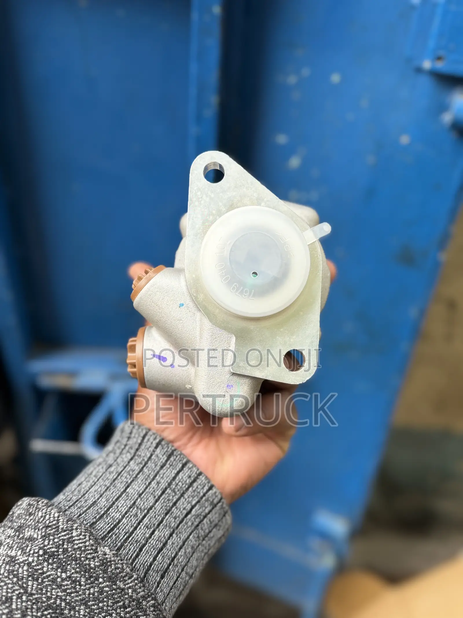 Power Steering Pump for Sitrak C7h/T7h Sino-Howo MAX(712W47101-2016/1)
