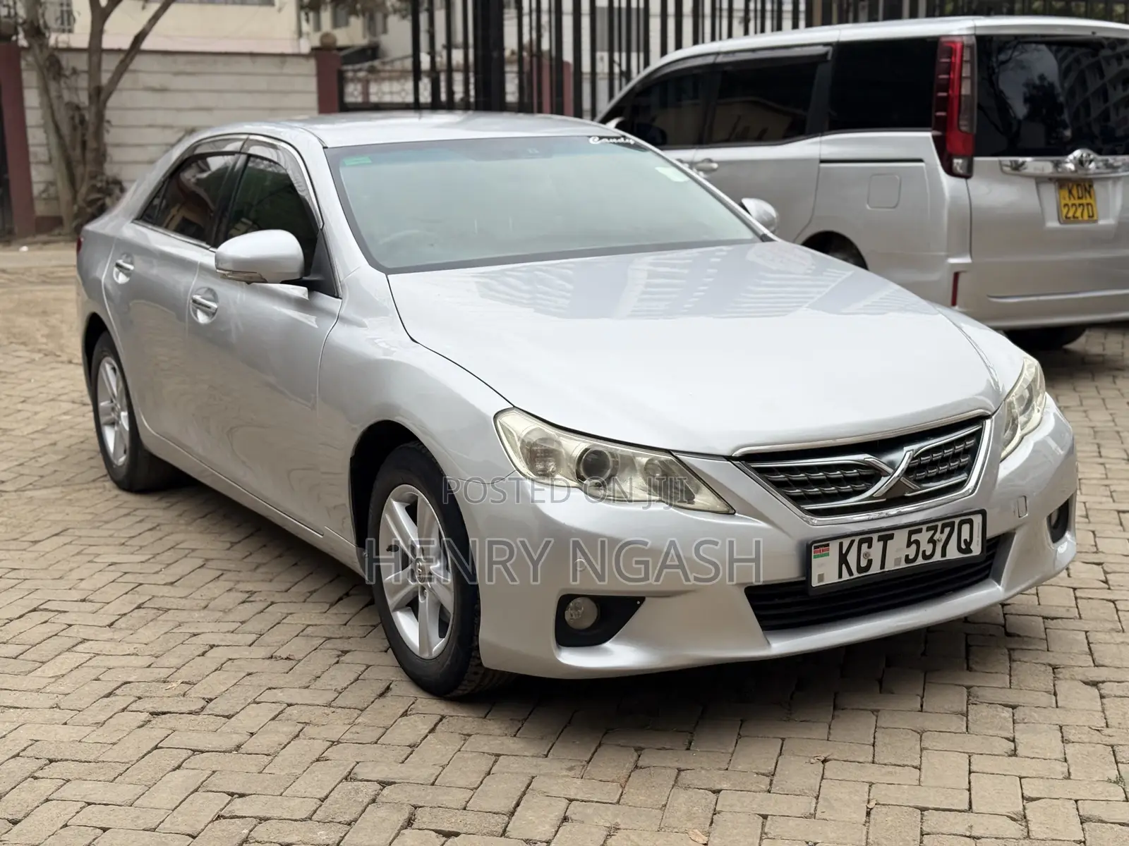 Toyota Mark X 2011 Silver