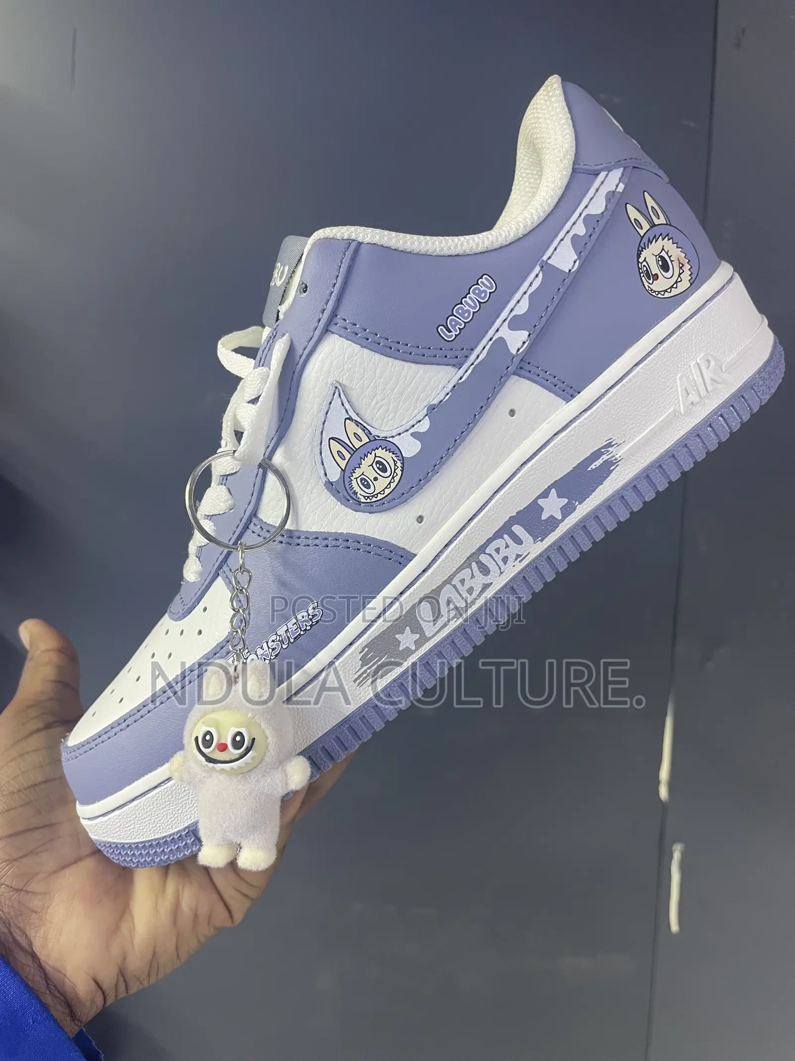 Labubu Airforce 1