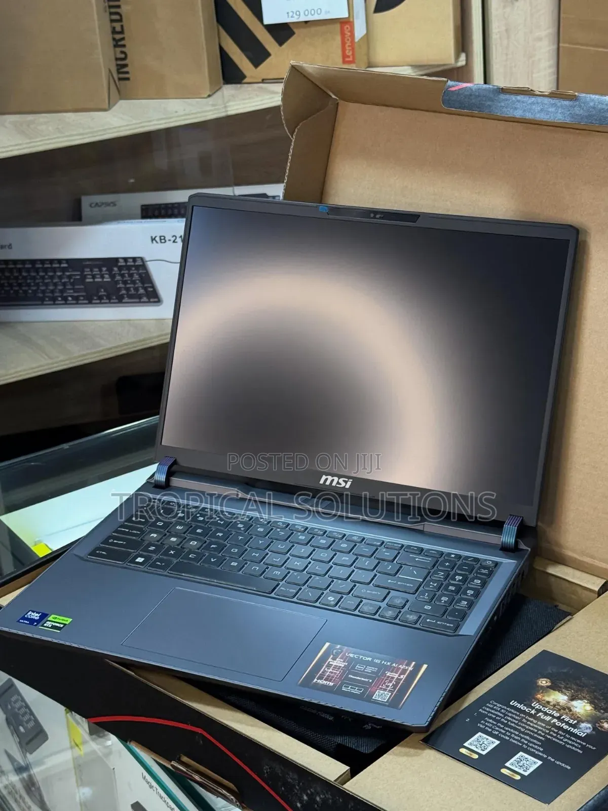 New Laptop MSI Vector 16 HX AI A2XWIG 32GB Intel Core Ultra 9 SSD 1T
