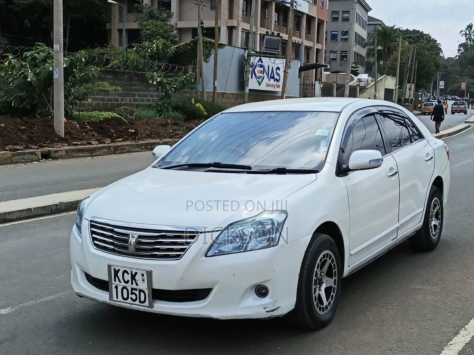 Toyota Premio 2010 White