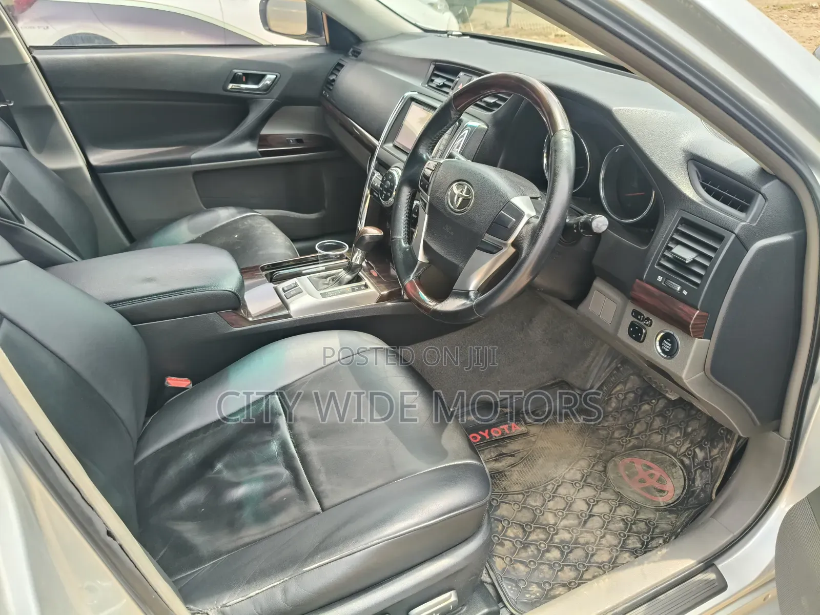 Toyota Mark X 2011 Silver