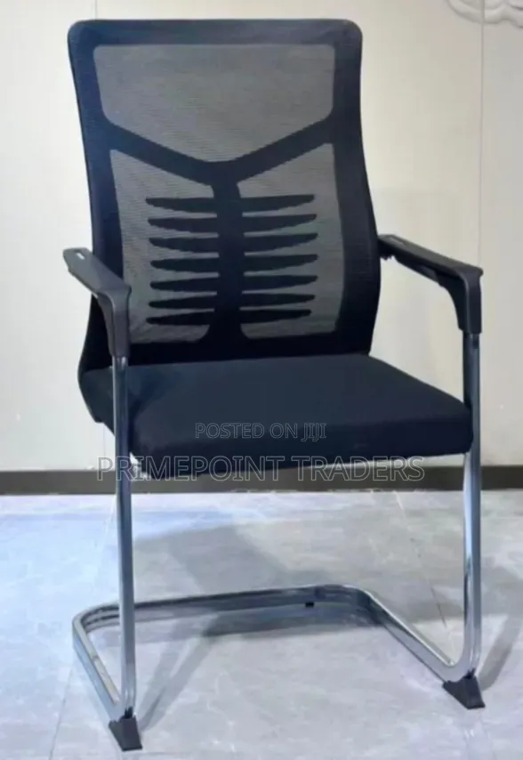 Executive Secretarial Chair – Stylish, Adjustable Durable