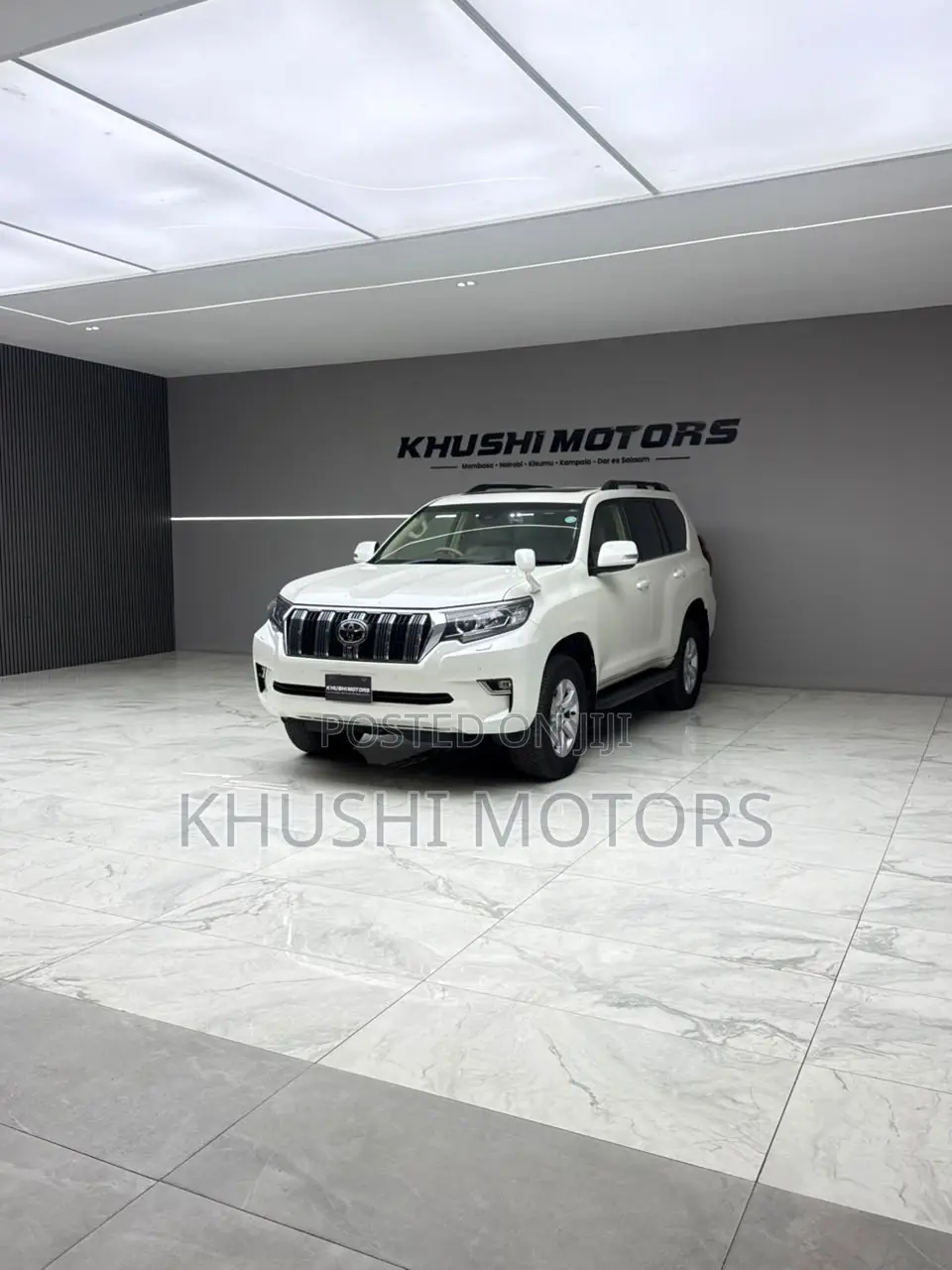 Toyota Land Cruiser Prado 2019 White