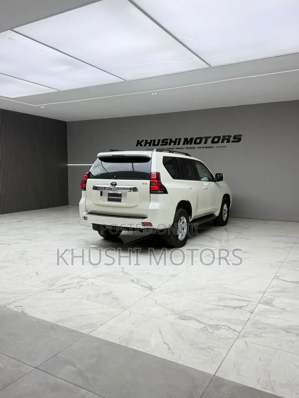 Toyota Land Cruiser Prado 2019 White