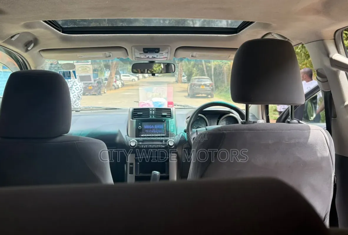 Toyota Land Cruiser Prado 2012 Black