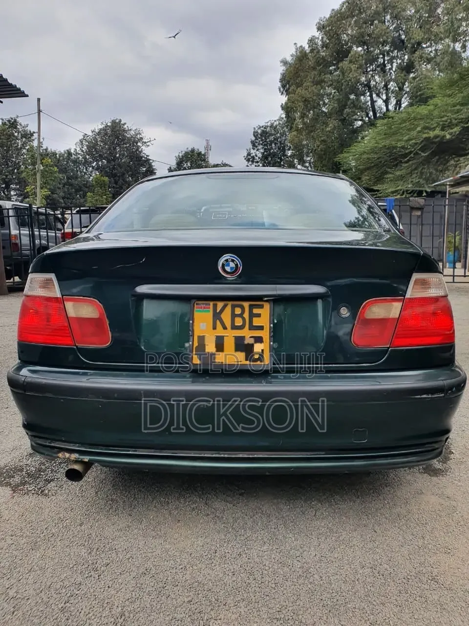BMW 318i 2008 Gray