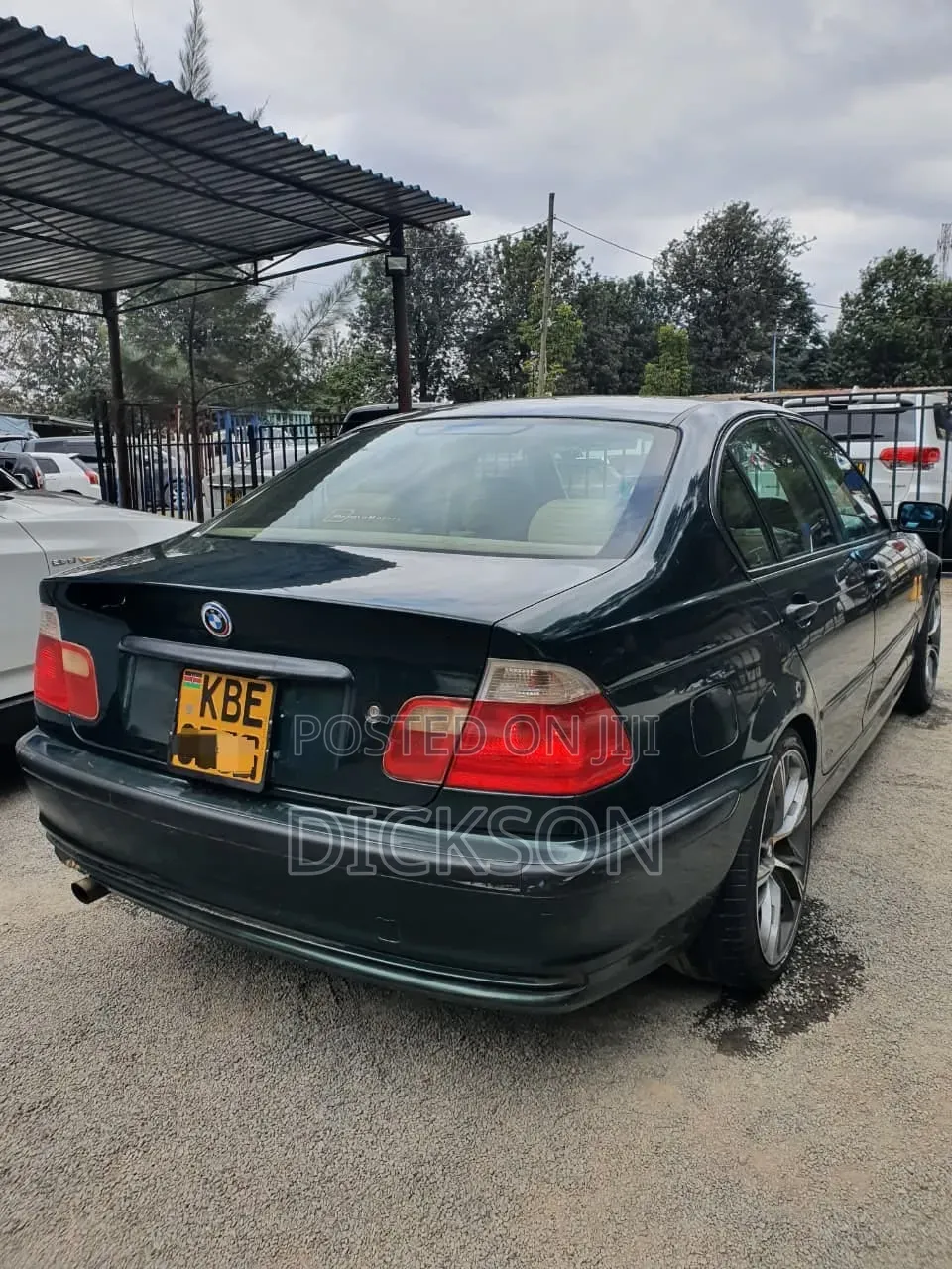 BMW 318i 2008 Gray