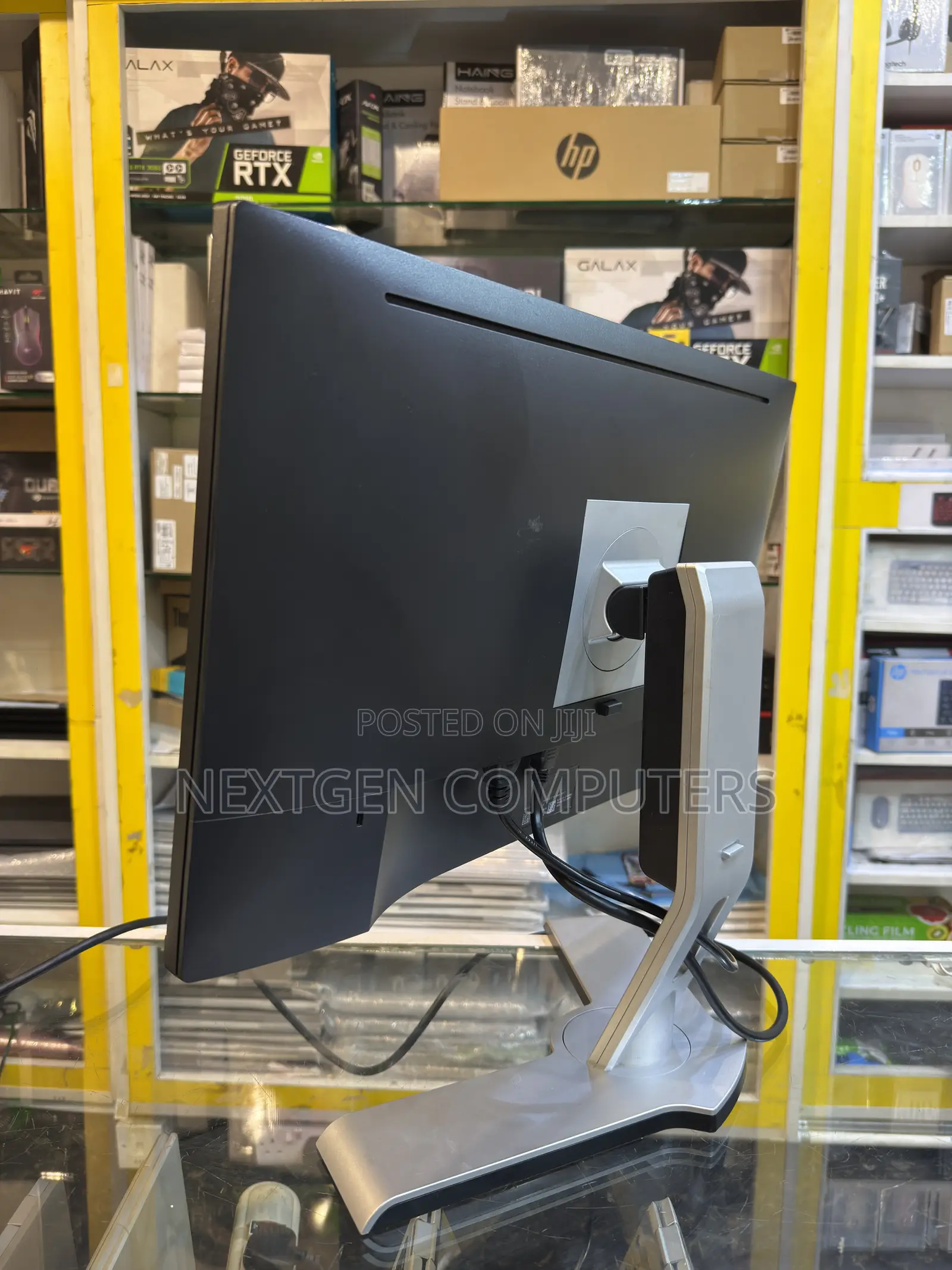 Dell P2417H 24” FHD (1920 X 1080p) IPS Display Monitor